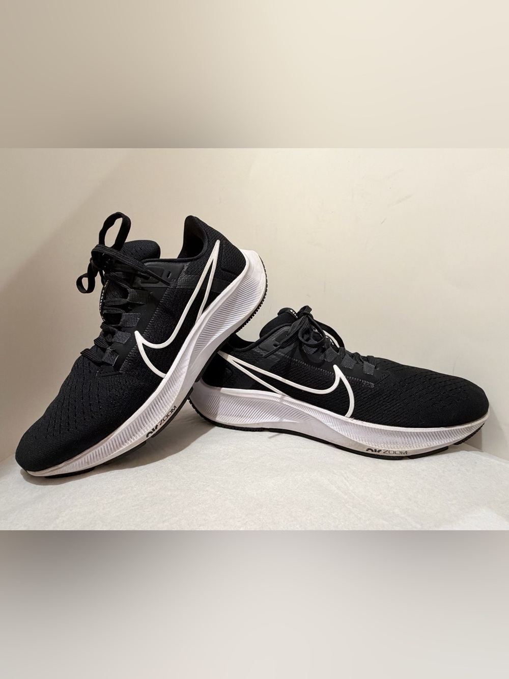 Nike Air Zoom Pegasus 38 Black White Running Shoes Women’s 8